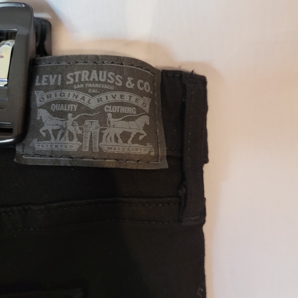 Levi's size 16 Medium Black - Picture 5 of 5